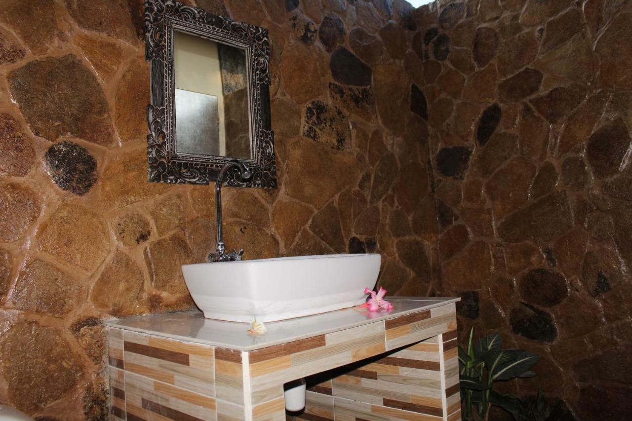 Bamboo Bali Hill Bungalows Amed  Exterior photo