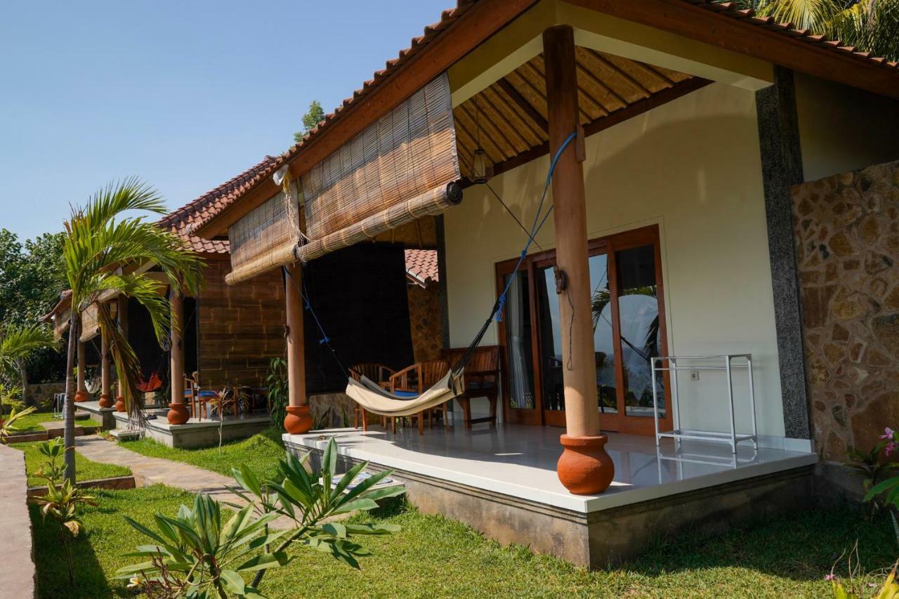 Bamboo Bali Hill Bungalows Amed  Exterior photo